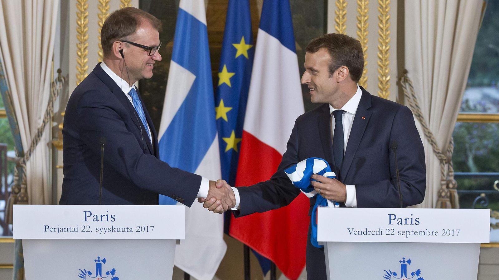 Emmanuel Macron Juha Sipilä (1)