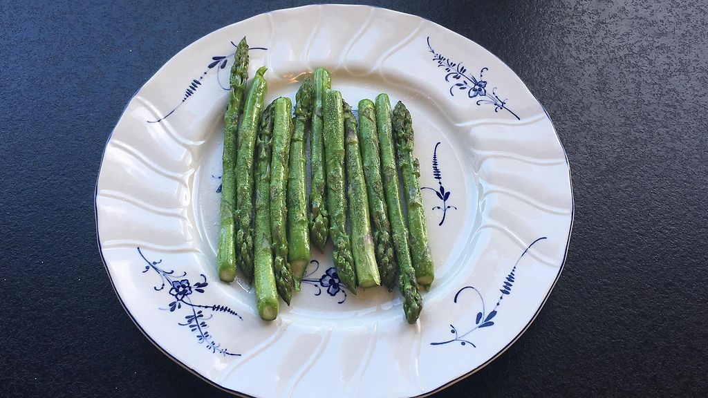 Pitääkö parsa aina leikata tai katkoa?