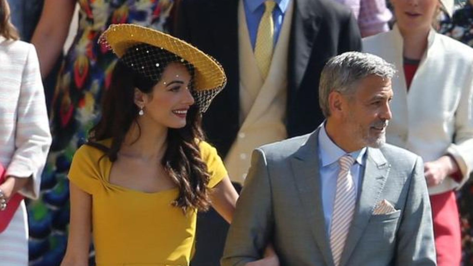 George ja Amal Clooney VAAKA