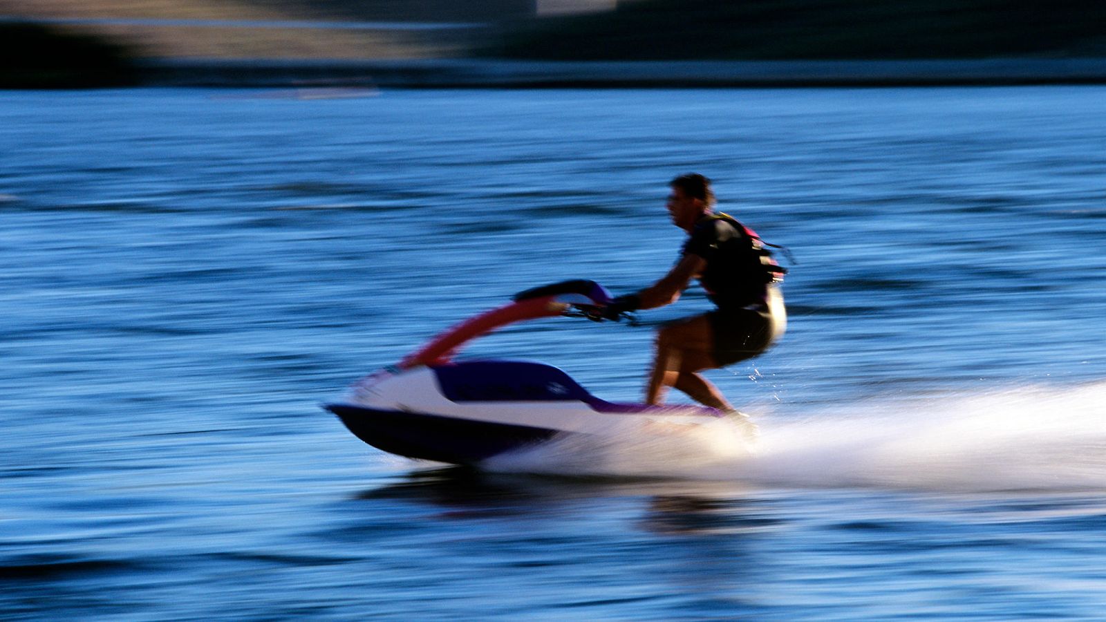 AOP vesijetti jetski kuvituskuva