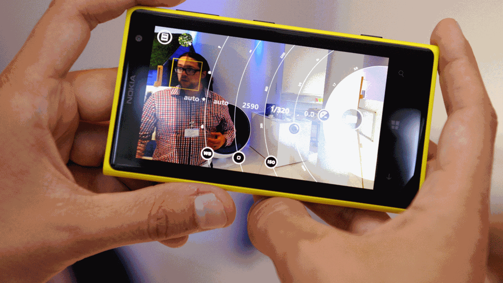 Nokia Lumia 1020.