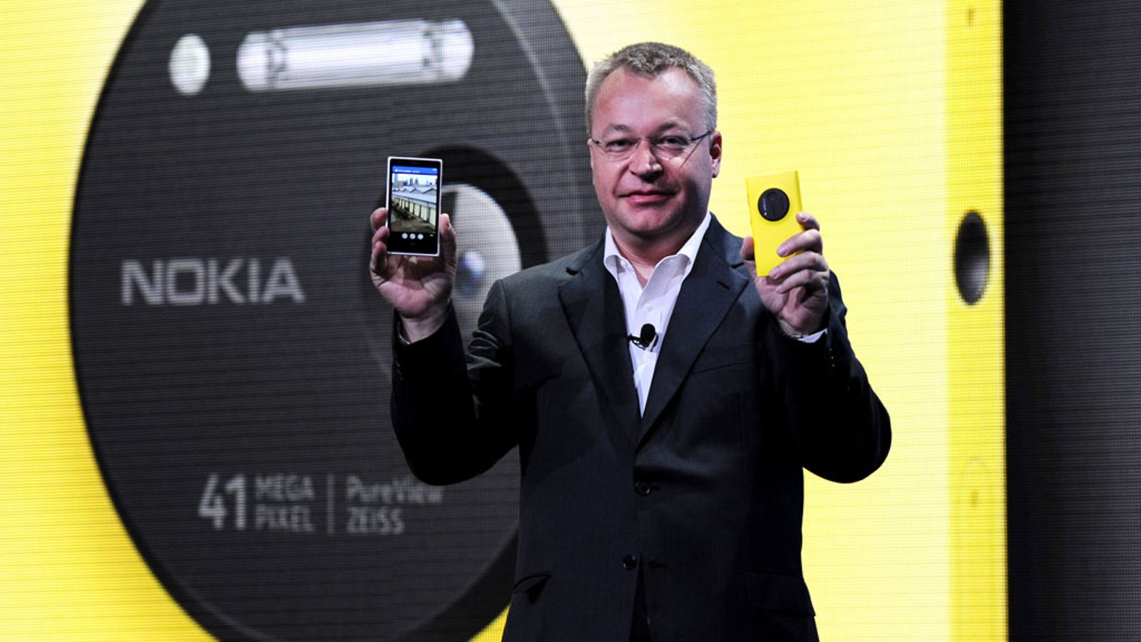 Nokian Lumia 1020 -puhelin.