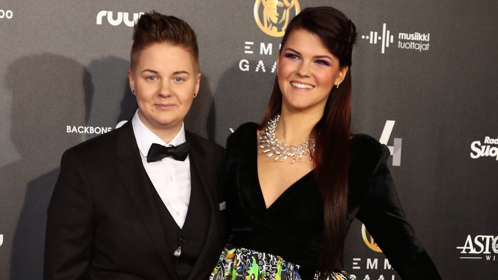 Saara Aalto ja Meri Sopanen Emma-gaala helmikuu 2017