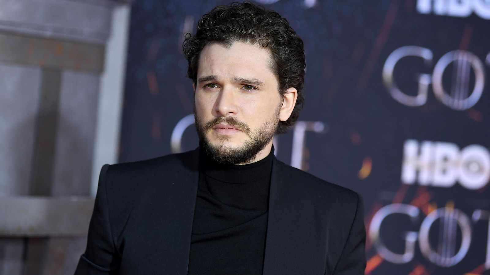 Kit Harington Game of Thronesin 8. kauden ensi-illassa