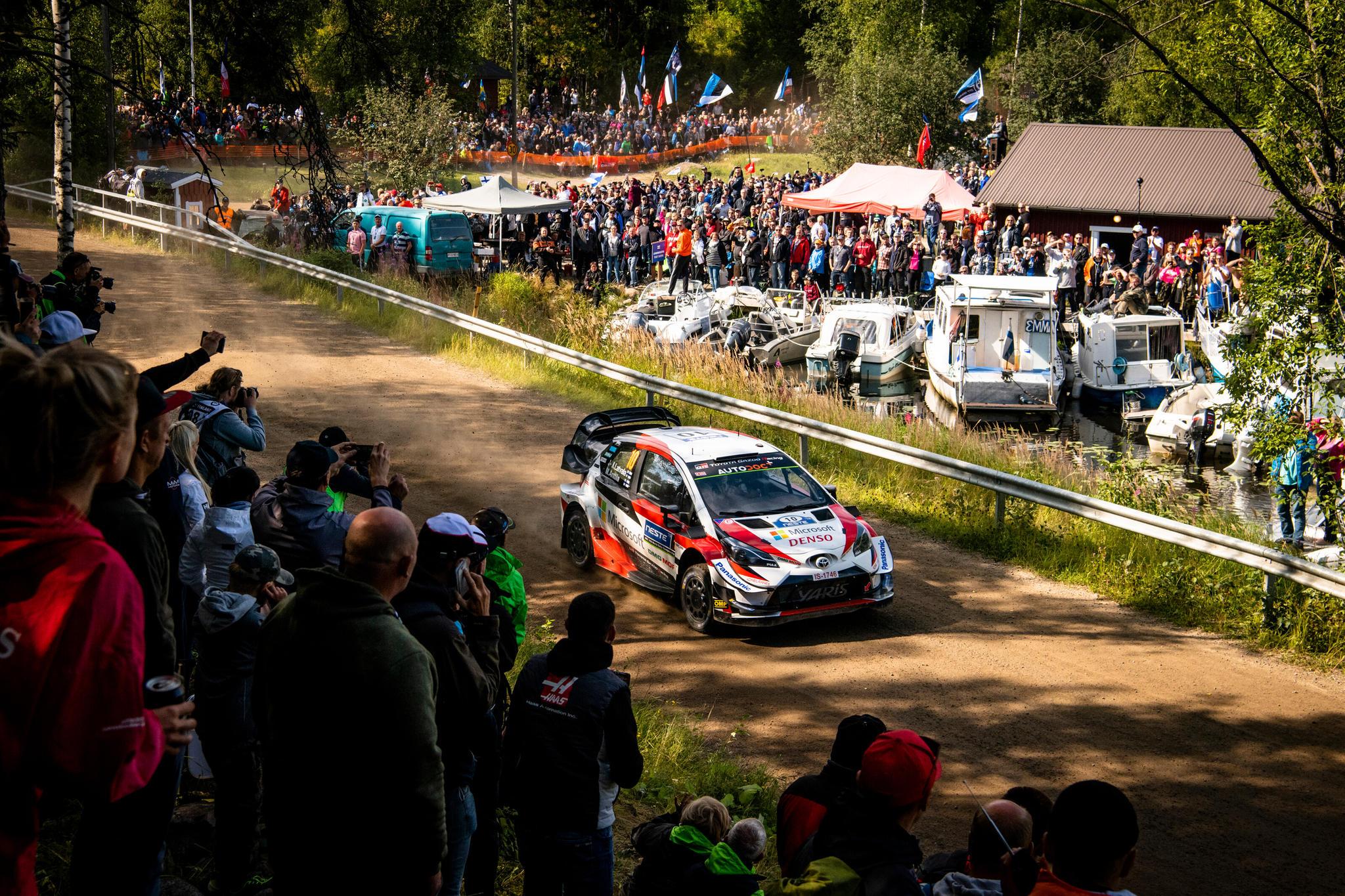 Lappi ja Latvala palkintosijoilta päätöspäivään