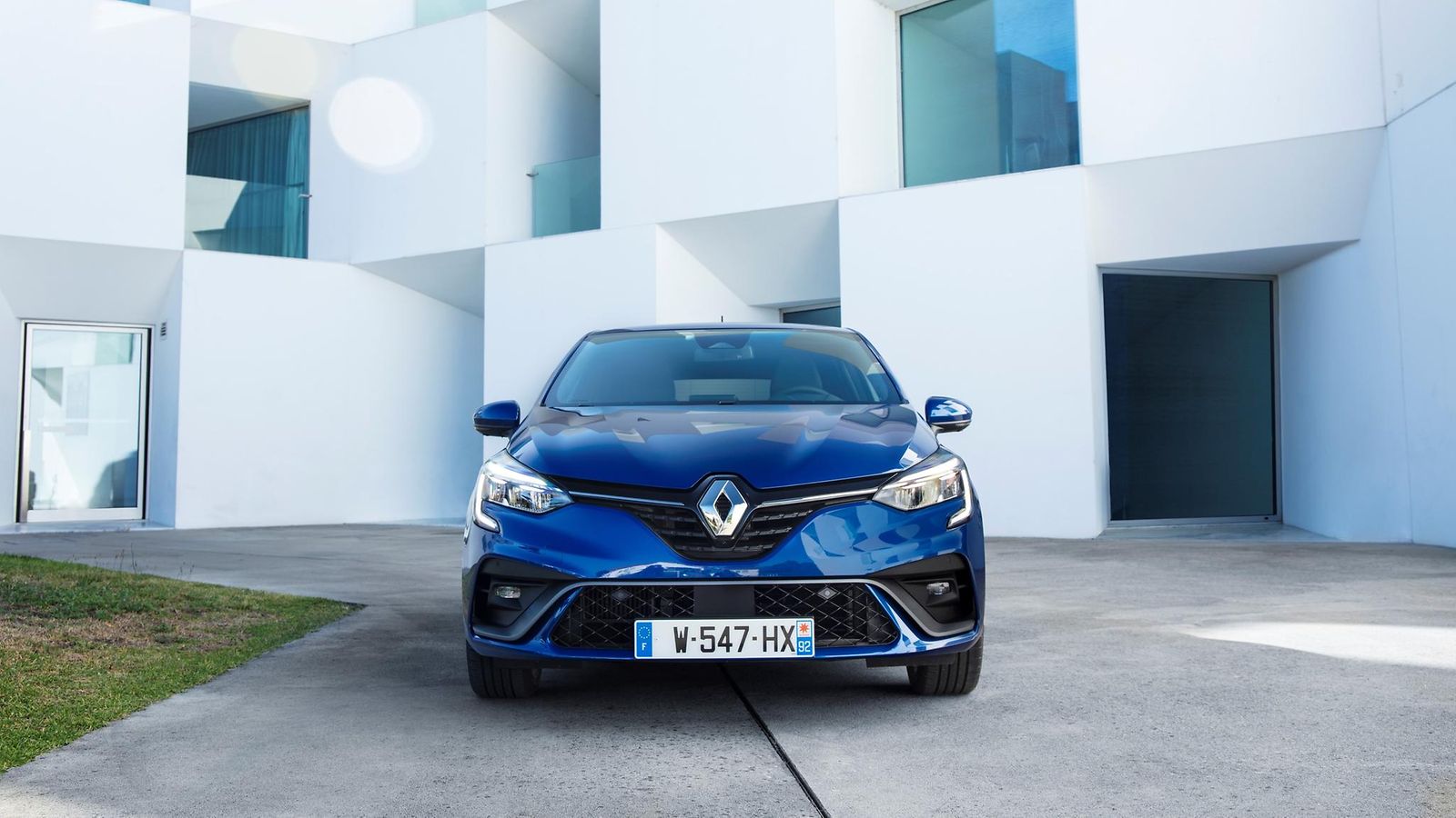 renault clio (2)