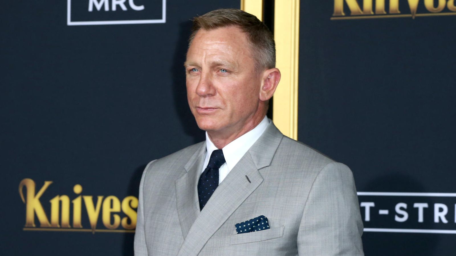 Daniel Craig Knives Out