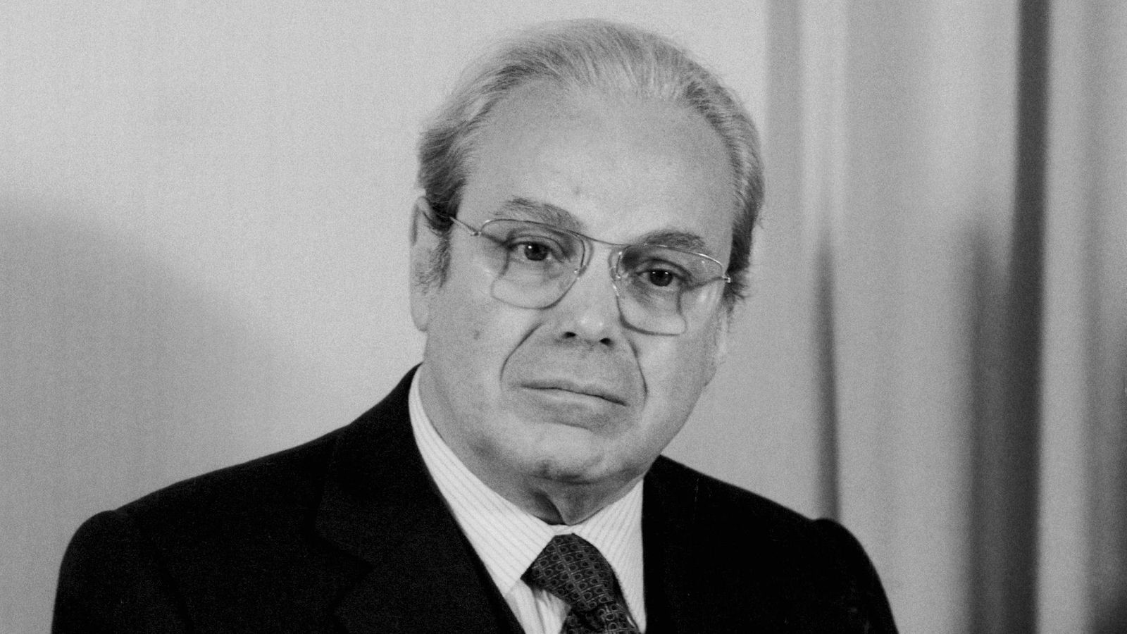 LK: Javier Perez de Cuellar