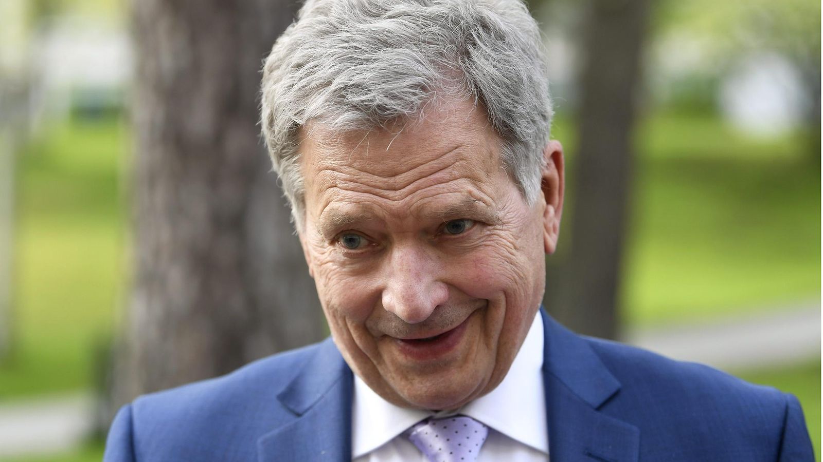 Niinistö Kultaranta iloinen LK