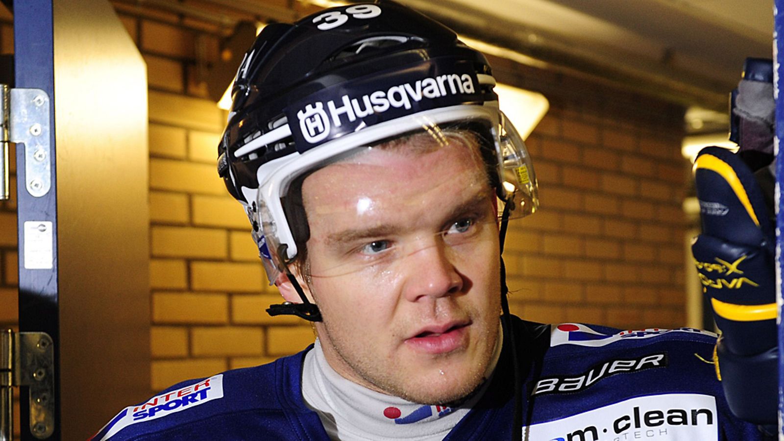 Jukka Voutilainen palaa Ruotsista Suomeen.