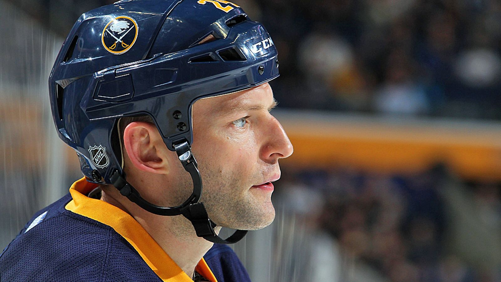 Robyn Regehrin uusi joukkue on Los Angeles Kings.