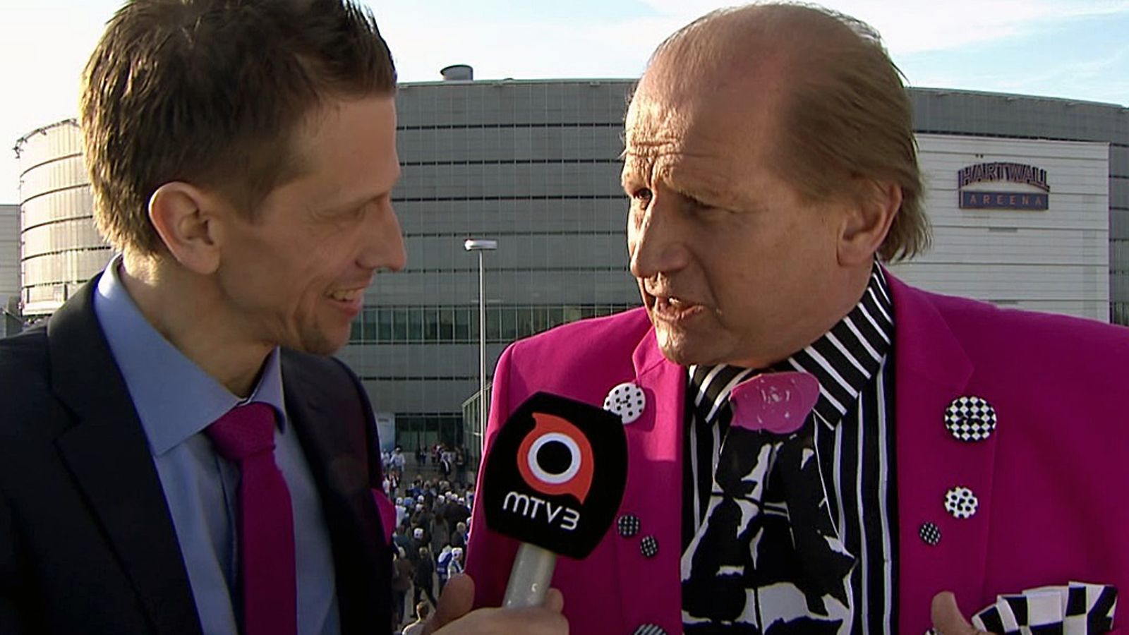 Juhani Tamminen Pekka Lehtisen haastattelussa.