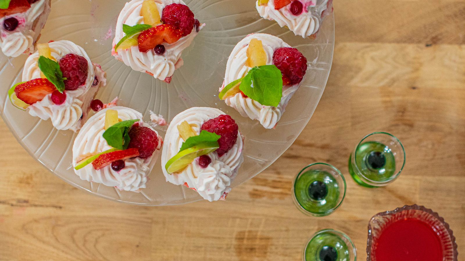 KOKO_SUOMI_LEIPOO_KAUSI_6_JAKSO_2_COCTAIL_HOUR_MARKKU_KUVA_ANNA_GREUS