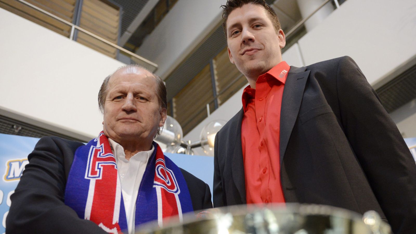 Juhani Tamminen (vas.) ja Petri Karjalainen