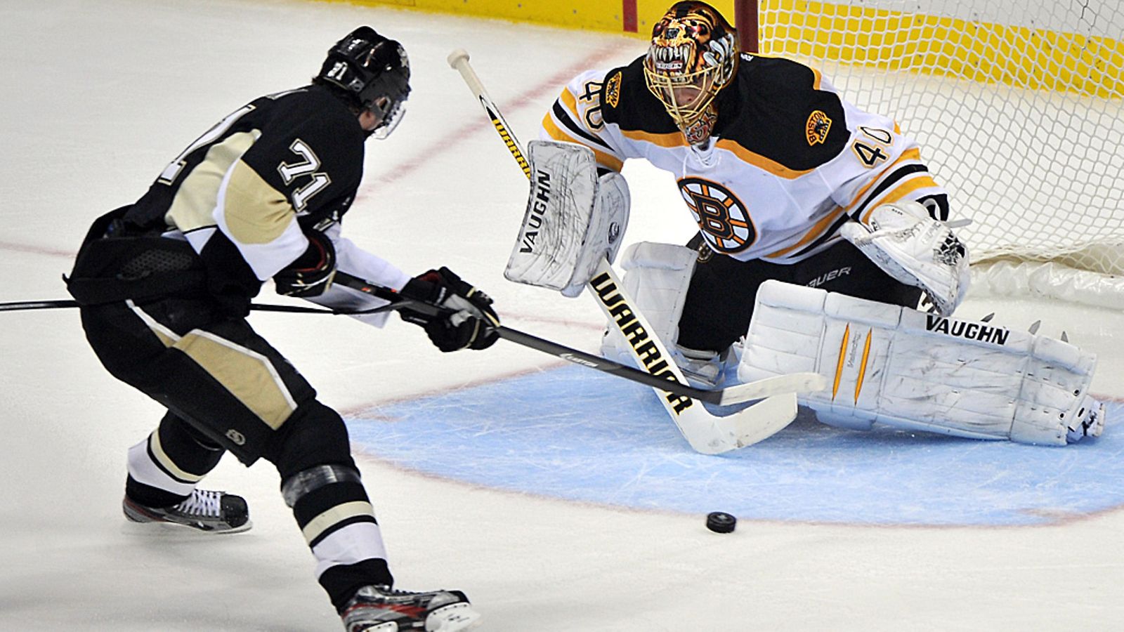 Jevgeni Malkin ja Tuukka Rask