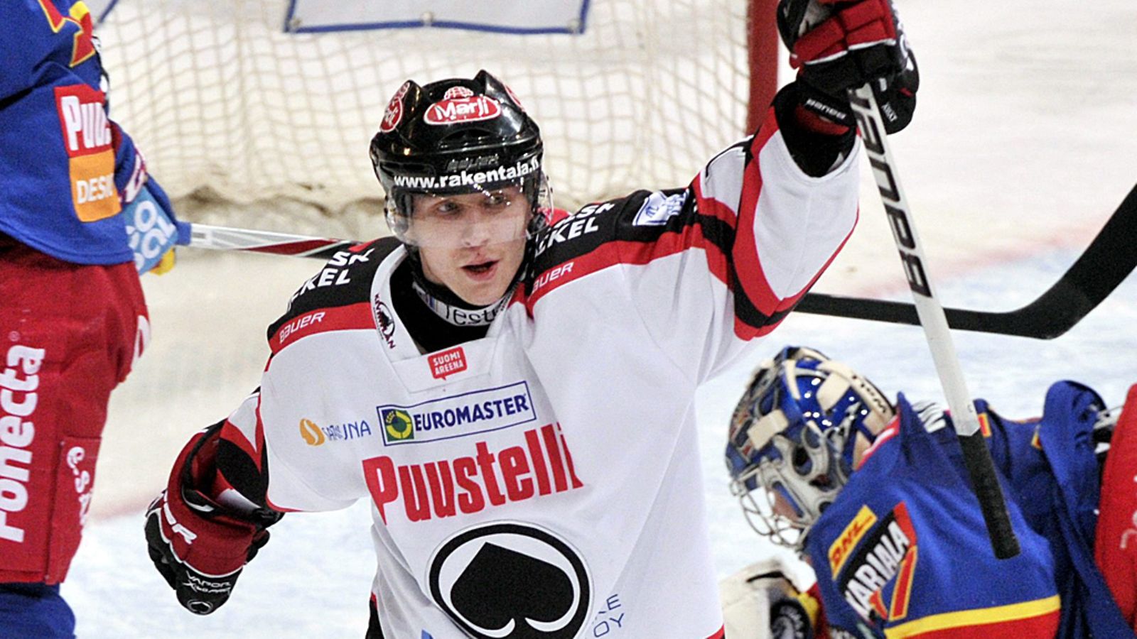 Veli-Matti Savinainen.