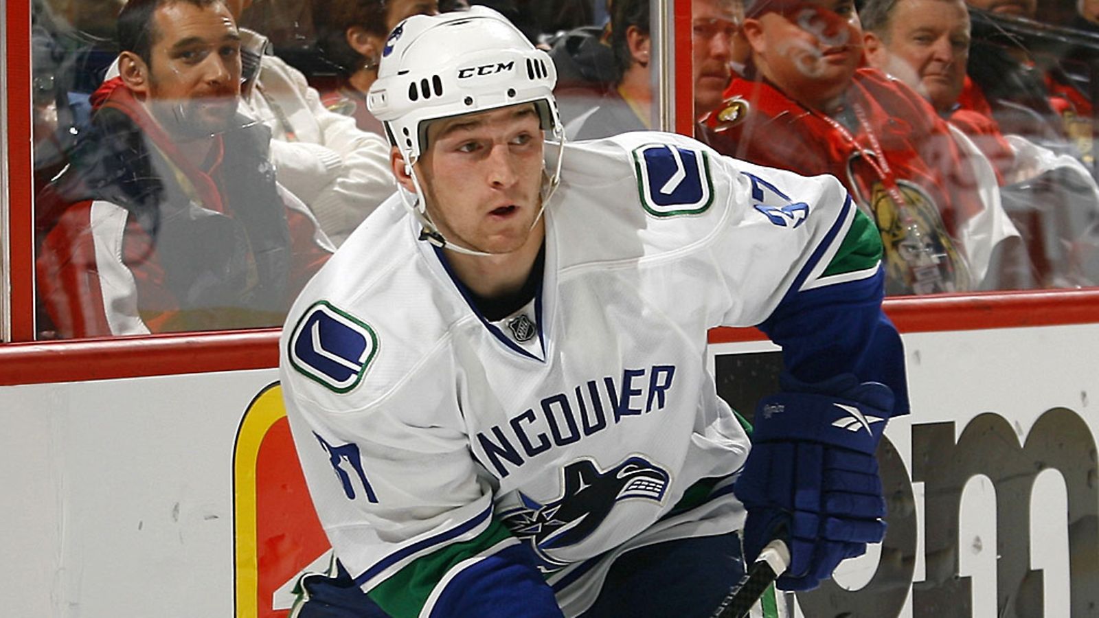 Rick Rypien Vancouver Canucksin paidassa