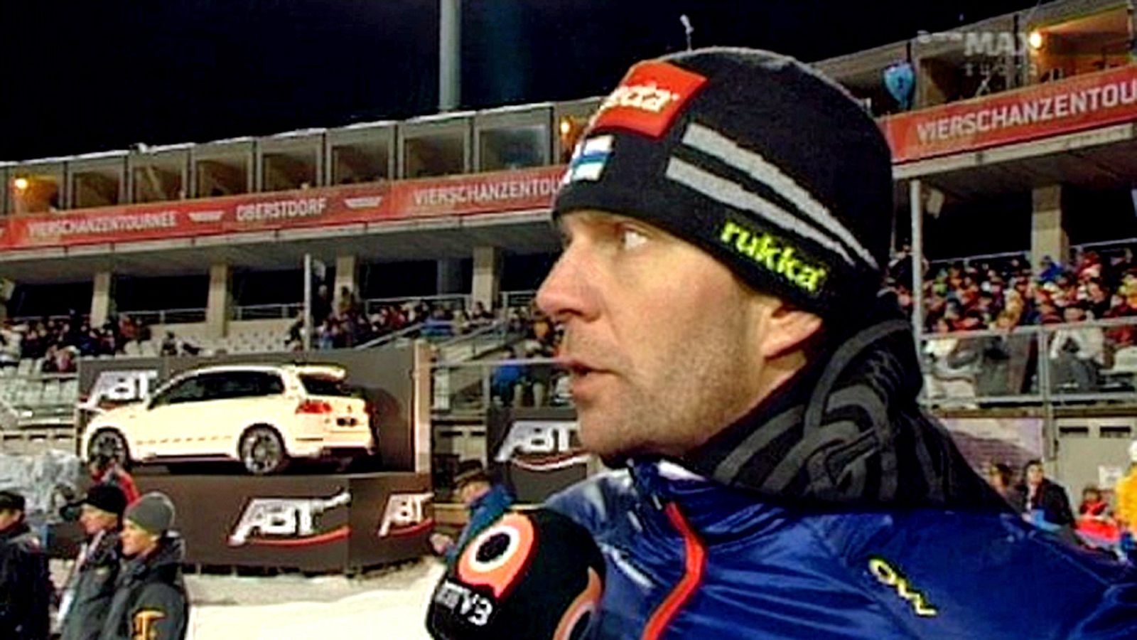 Janne Ahonen Oberstdorfin mäkimontussa.