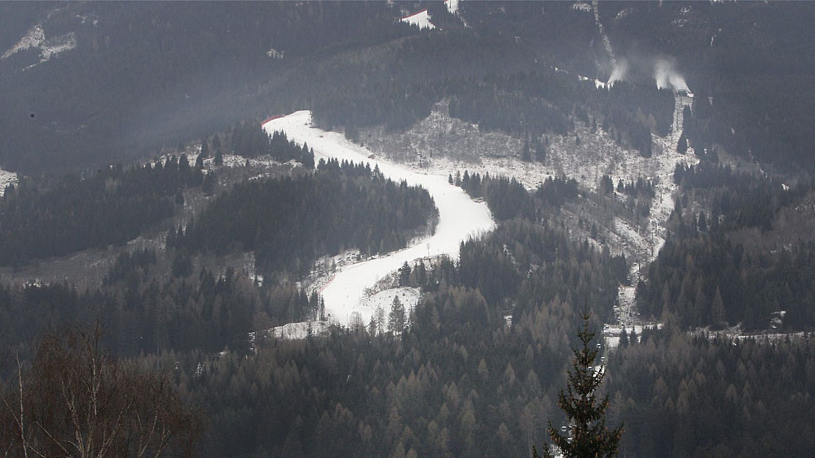 Tour de Skin päätöskilpailun maali on Alpe Cermisin laskettelurinteillä.
