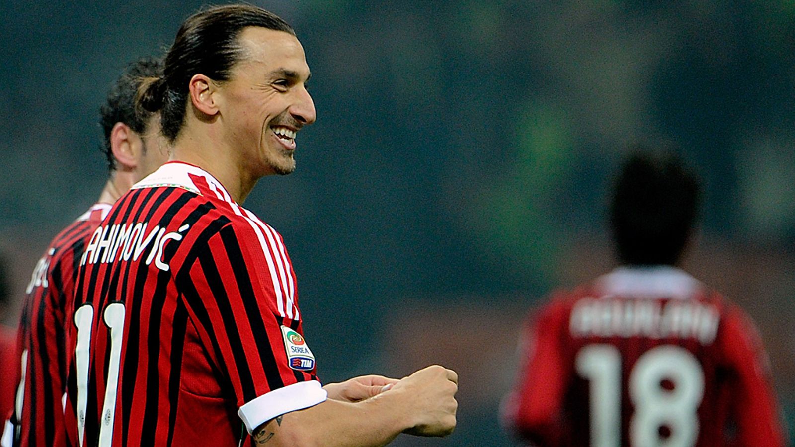 Zlatan Ibrahimovic teki sadannen maalin Italiassa.