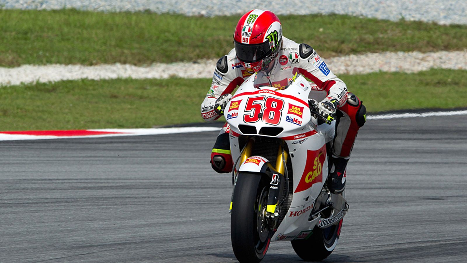 Marco Simoncelli Malesian GP:n aika-ajossa.