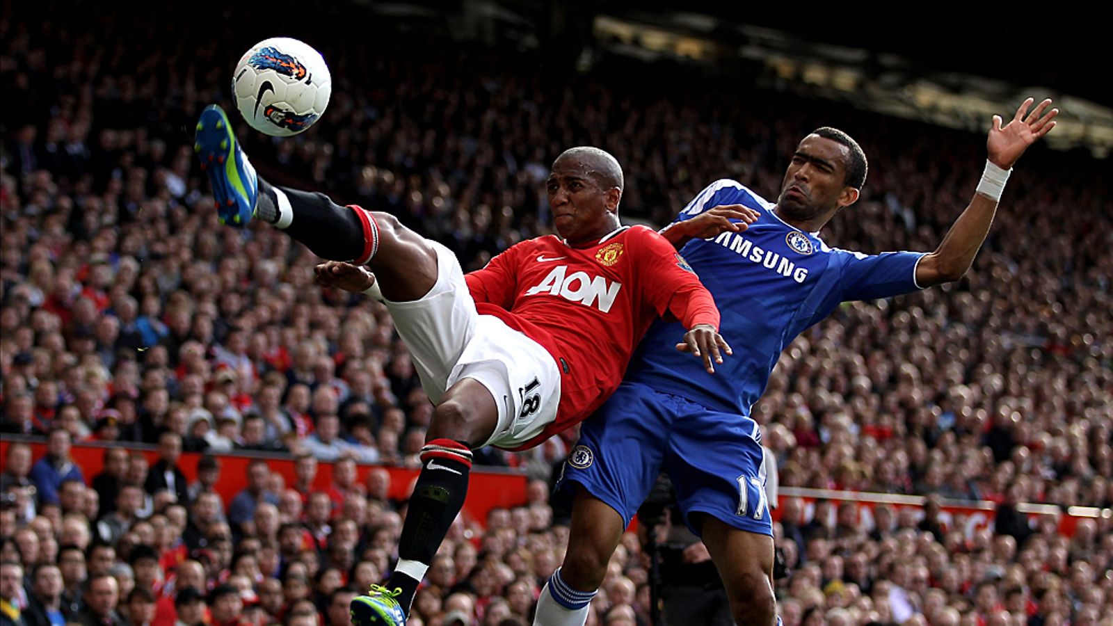 Ashley Young ja Jose Bosingwa