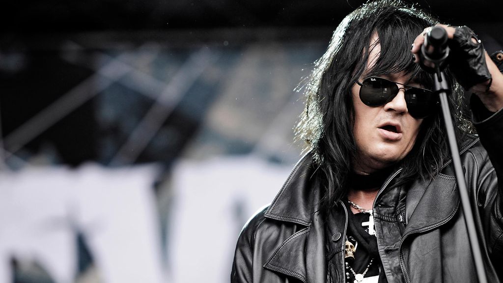 Jyrki 69 levytti albumillisen virsiä