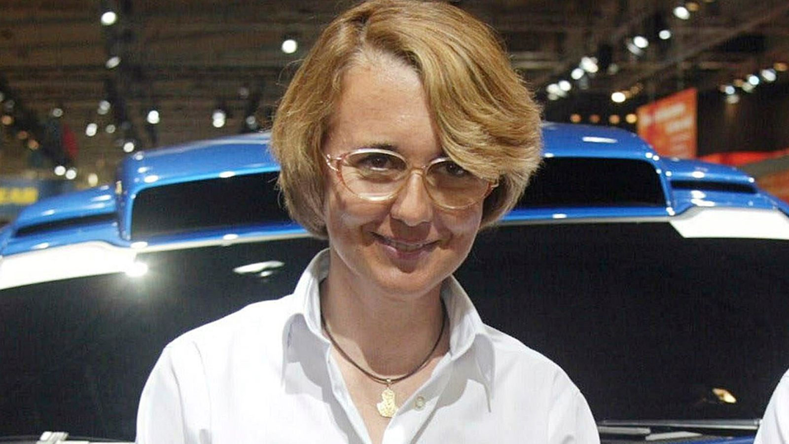 Fabrizia Pons nojailee Volkswagenia vuonna 2003.