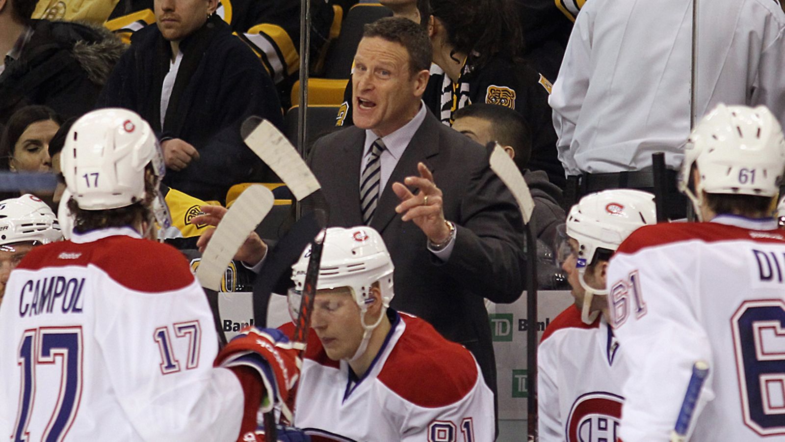 Randy Cunneyworth kommunikoi vain englanniksi.