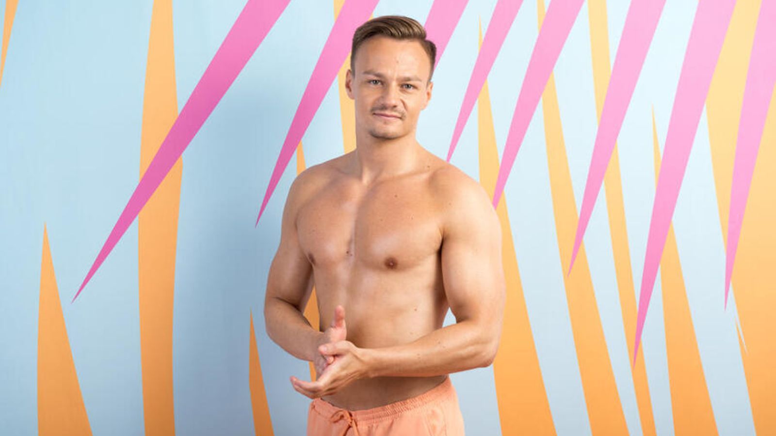 Love Island Kimi