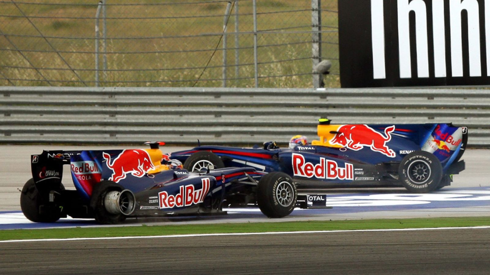 Näin kävi Red Bull -kuskien välillä kaudella 2010