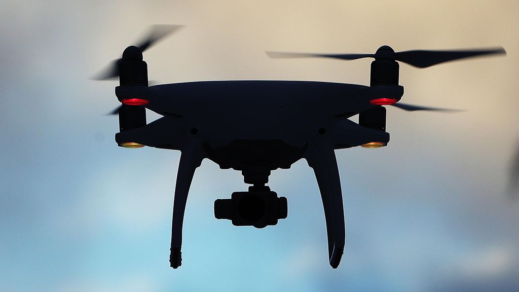 Drooneja parveillut ydinvoimalan yläpuolella Belgiassa