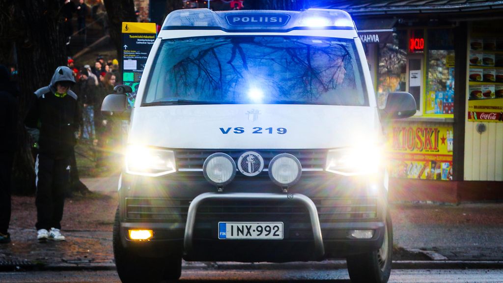 Kriisi voi nielaista keski-ikäisen miehen – osa jää pysyvästi kateisiin