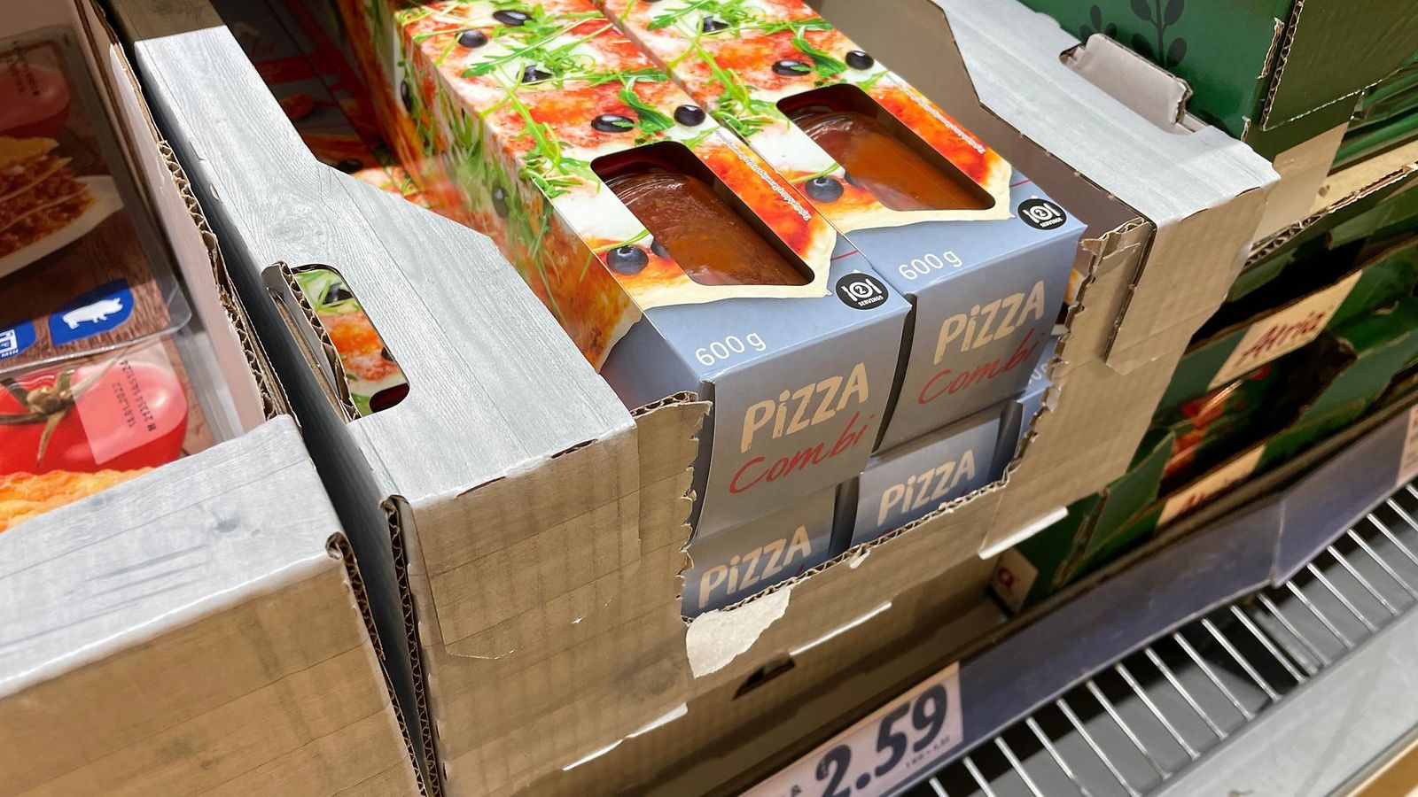 Lidlin pizzakittejä.