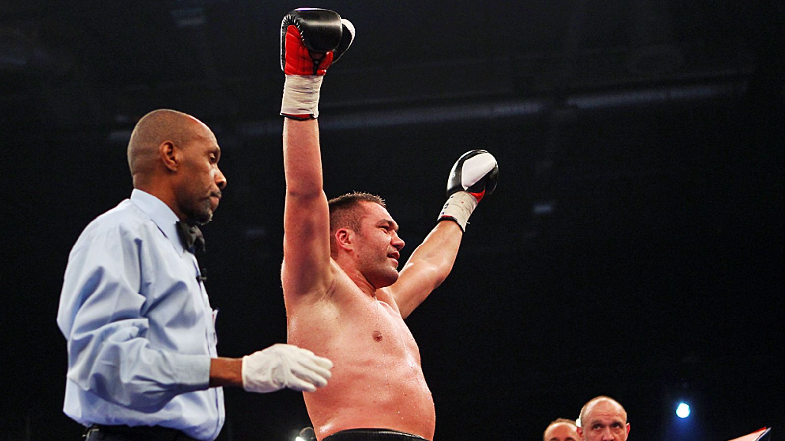 Kubrat Pulev puolustaa tänään raskaansarjan EM-titteliä Hampurissa.