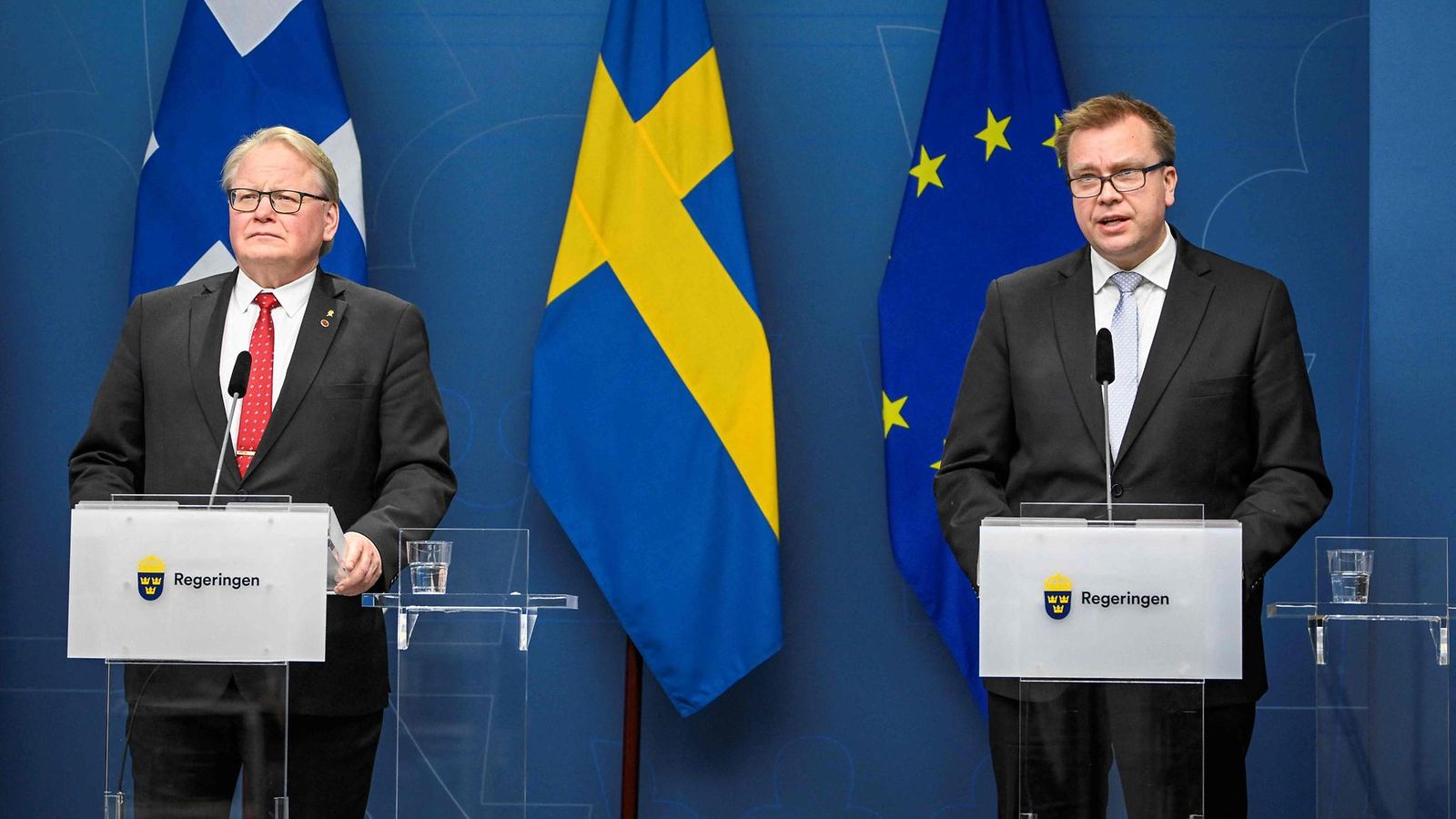 LK 2.3.2022 Suomen ja Ruotsin puolustusministerit Antti Kaikkonen (kesk.) ja Peter Hultqvist