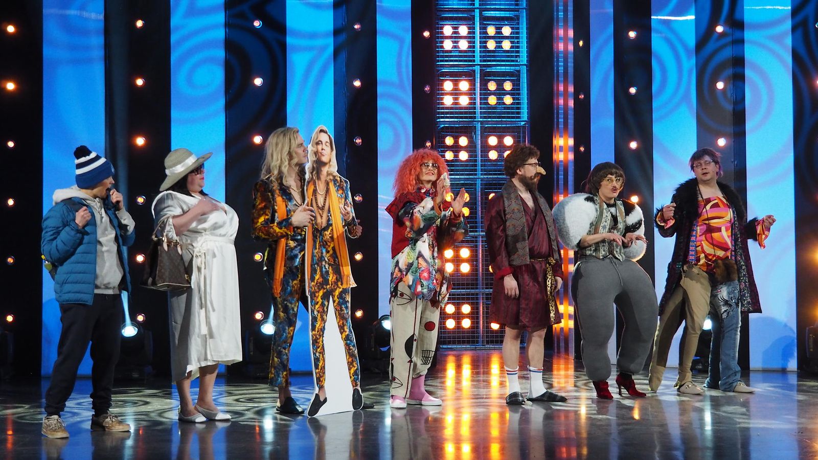putous vanhat sketsihahmot ja pikasketsihahmot