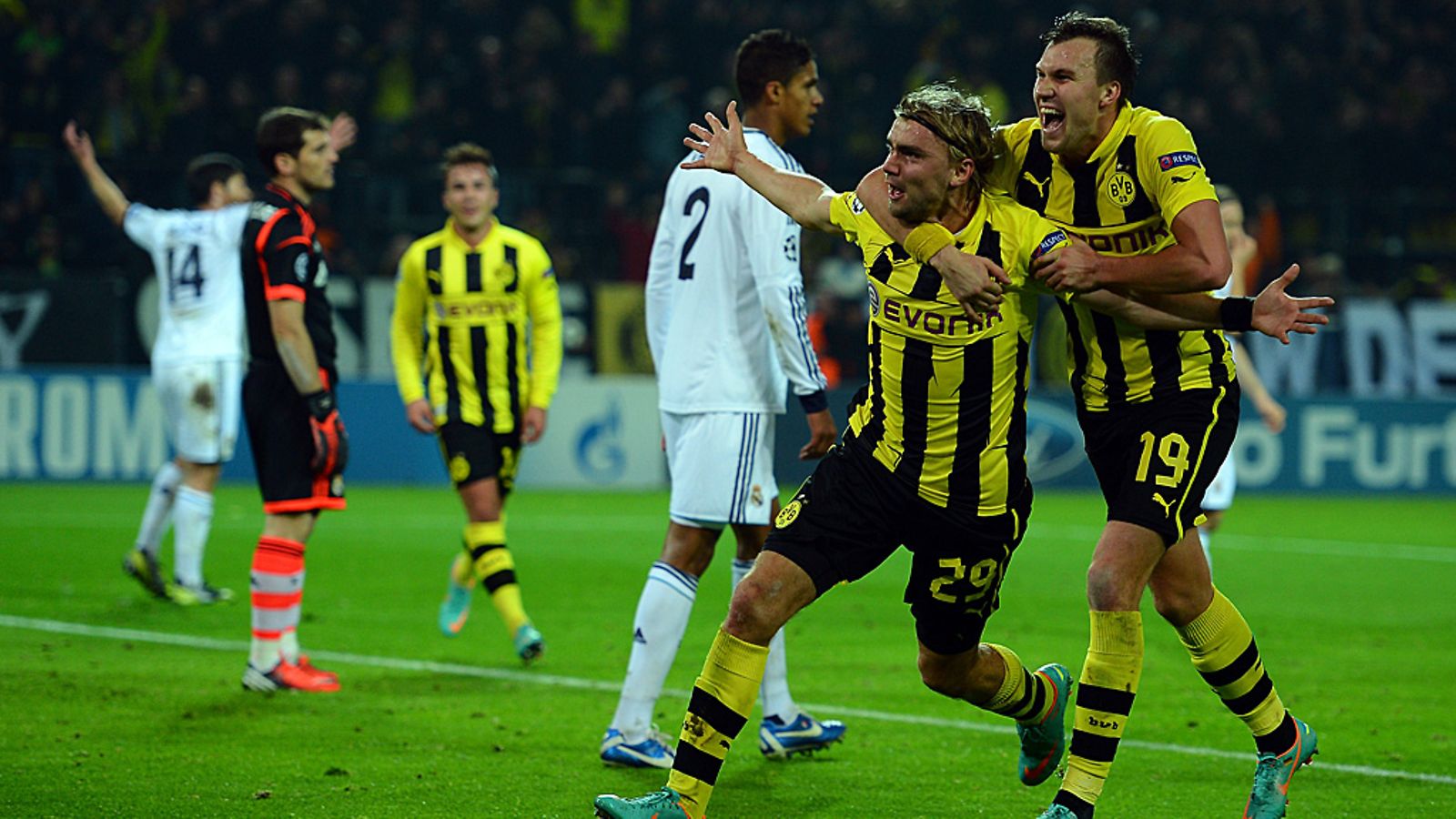 Marcel Schmelzer on niitannut Realin kumoon.