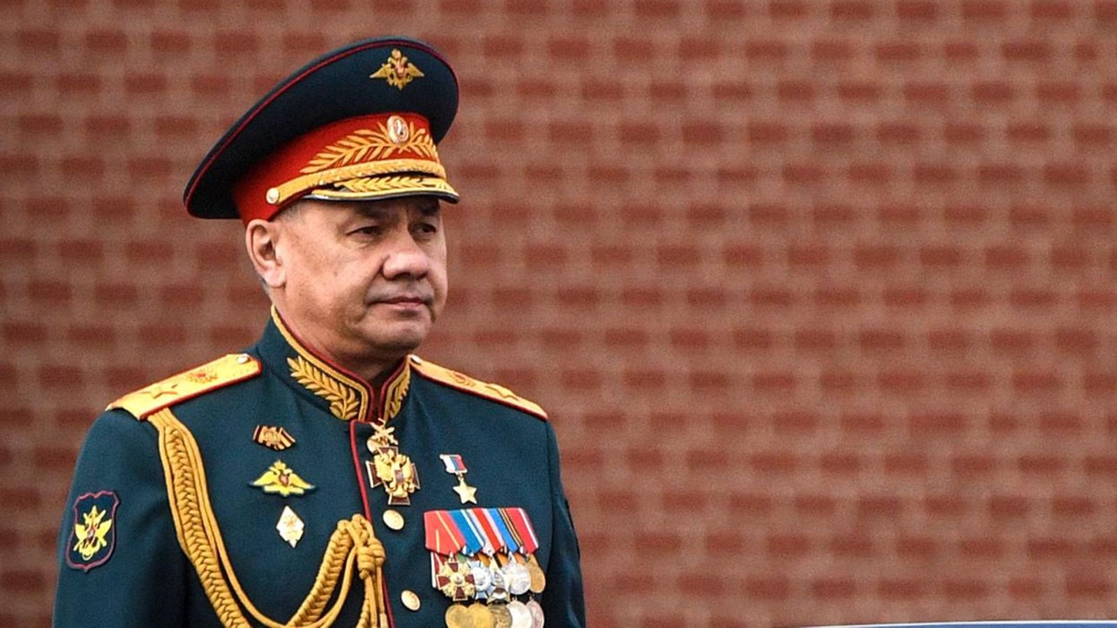 Sergei Shoigu voitonpäivän paraatissa toukokuussa 2022.