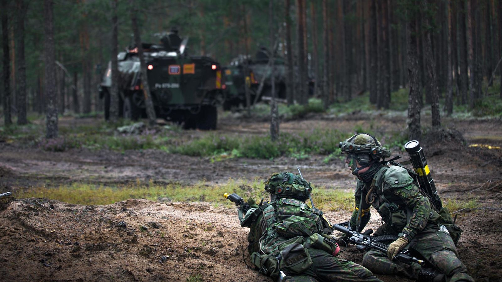 Suomalaisia sotilaita AOP