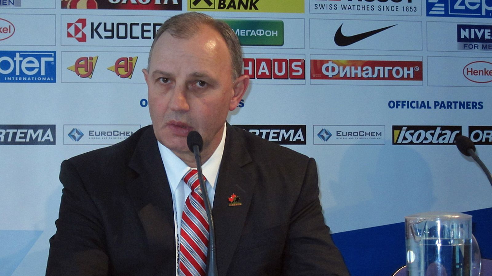 Kanadan päävalmentaja Brent Sutter.