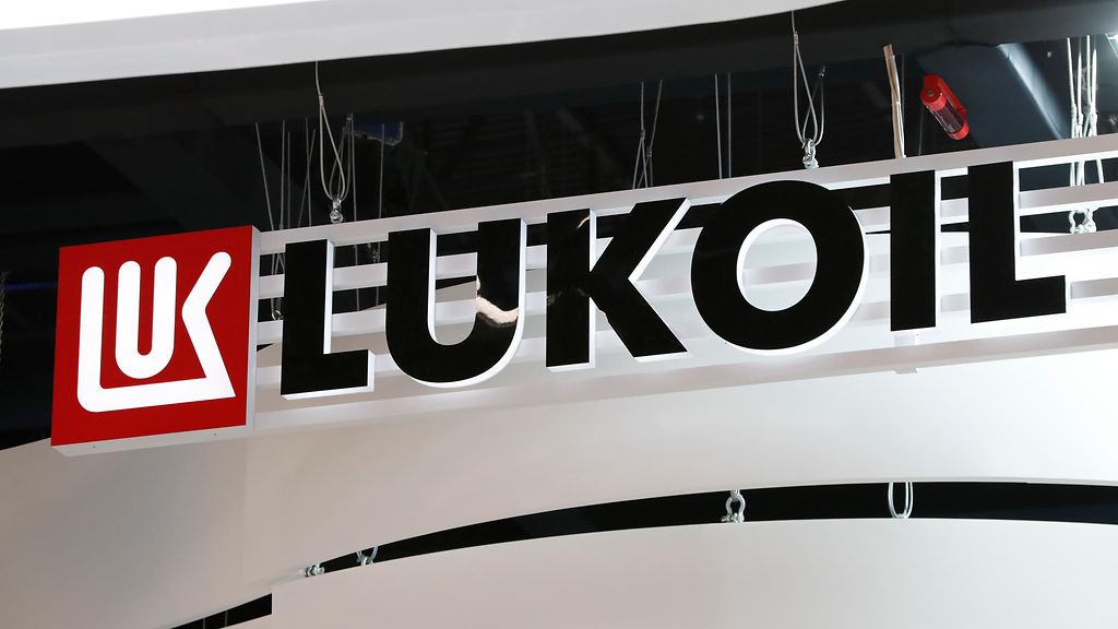 Ukraina kertoo iskeneensä taas Lukoilin öljynjalostamoon