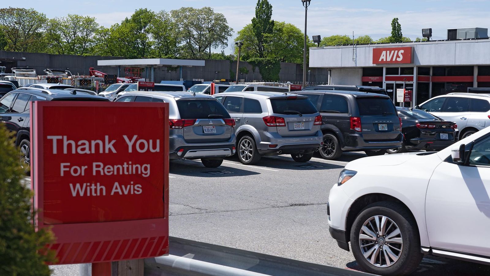 aop avis autovuokraamo vuokra-auto