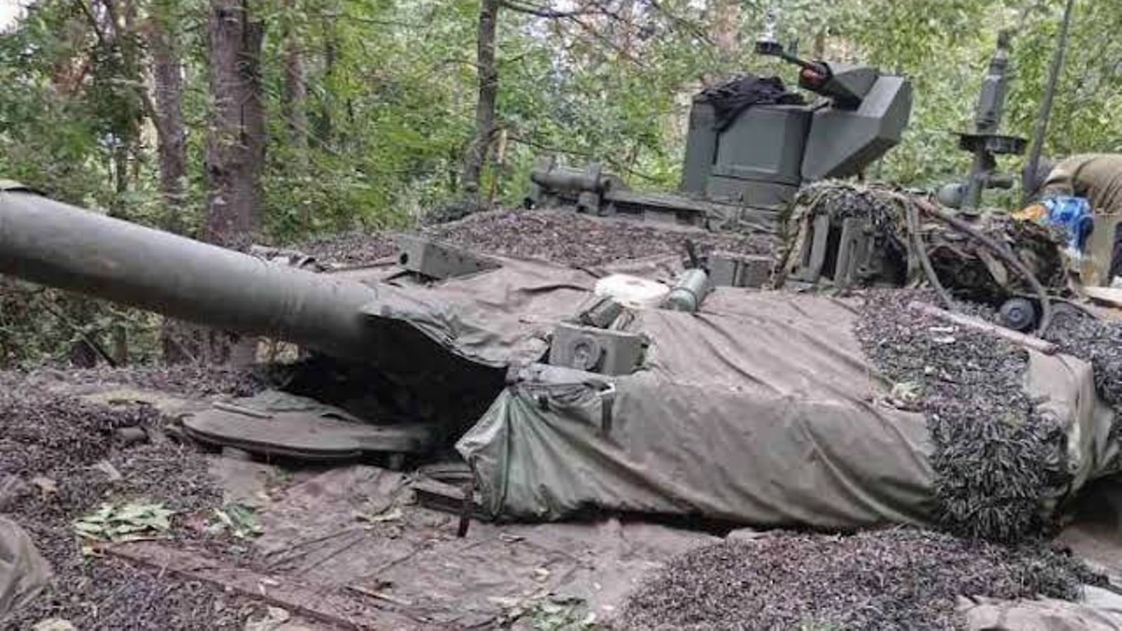Ukrainan armeijan käsiinsä saama T-90M-panssarivaunu.