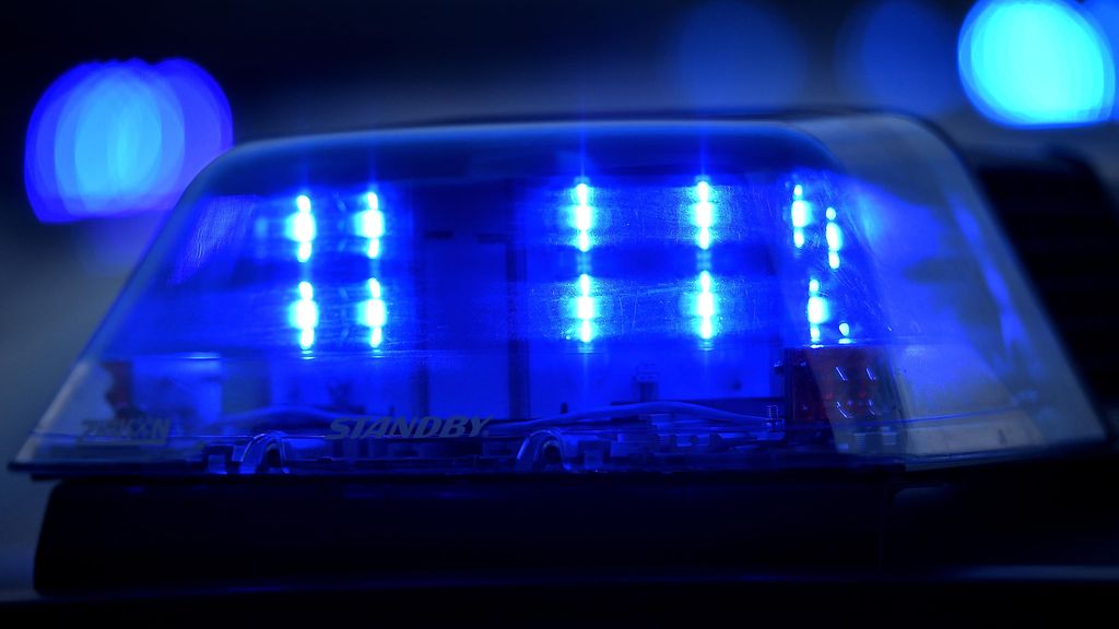 Jalankulkija jäi auton alle ja kuoli Porissa
