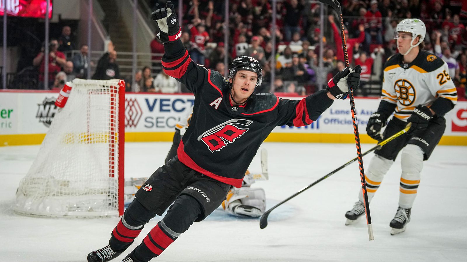 Sebastian Aho (1)