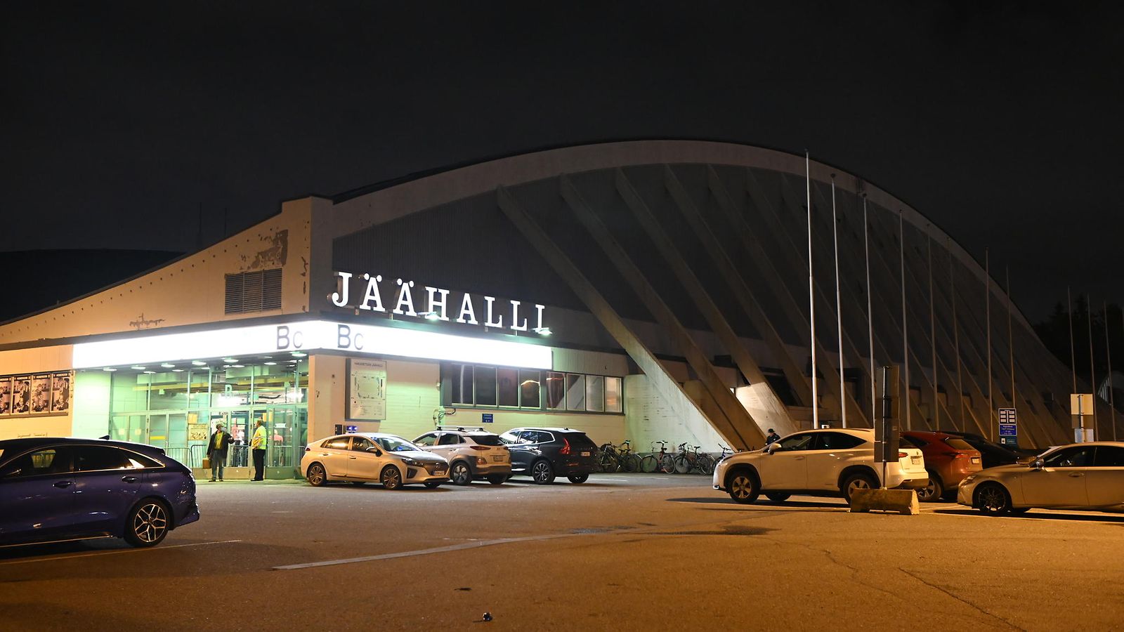 Hakametsän jäähalli AOP