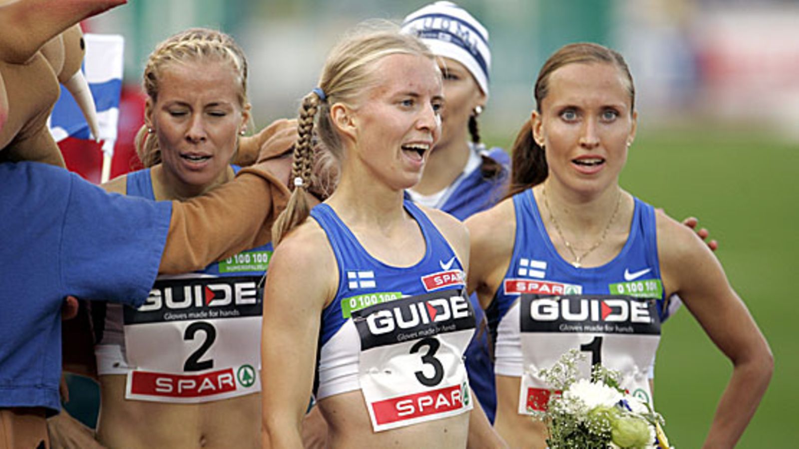 Annika Rikberg(3), Suvi mYllymäki (1) ja Mari Järvenpää (2), kuva: Lehtikuva/Antti Aimo-Koivisto