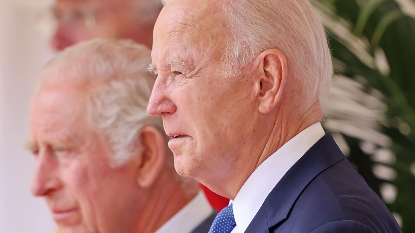 AOP joe biden kuningas charles 10.7. (1)