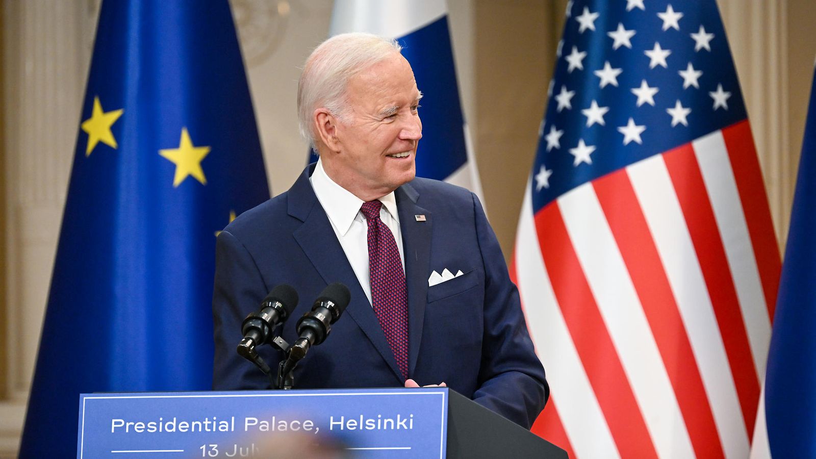 AOP, biden helsinki (1)